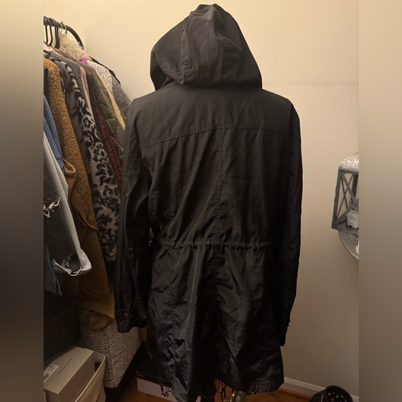 Michael Kors lightweight rain jacket - Picture 3 of 11